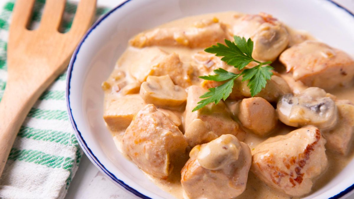 Blanquette de poulet : un plat idéal pour les repas festifs